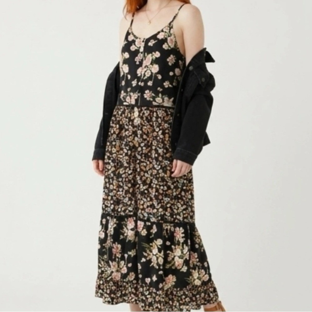 Festival Whimsigoth Boho Black Dark Floral Tiered Midi Dress Button Front Sz S
